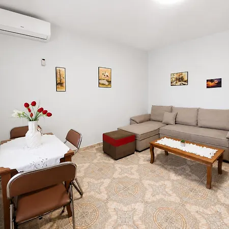 Apartment Durres *