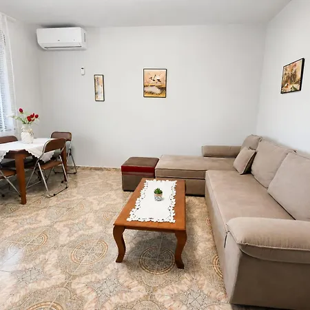 Apartment Apartment Durres *